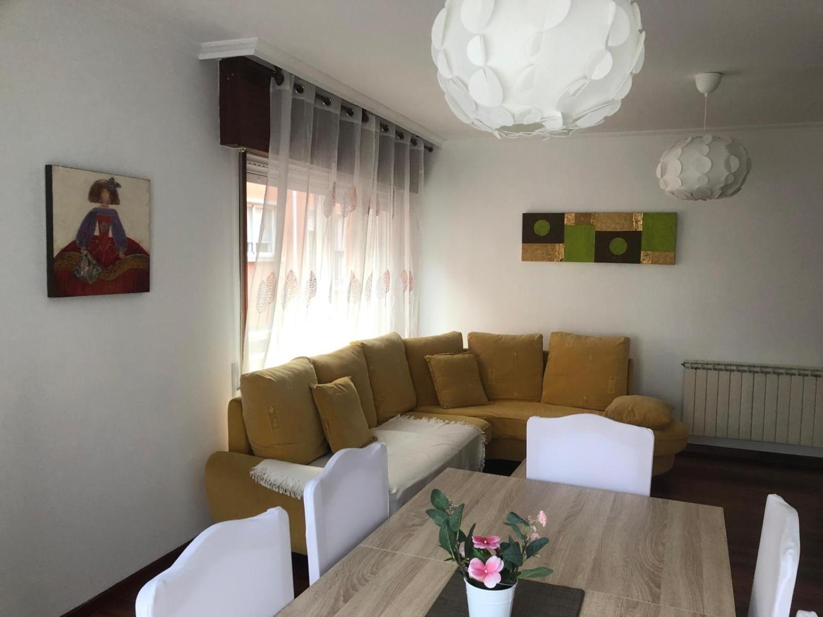 Apartamento Xacobe Grove, 120 Metros Totalmente Equipado, Luminoso, Centrico Y Con Plaza De Garaje O Grove Buitenkant foto